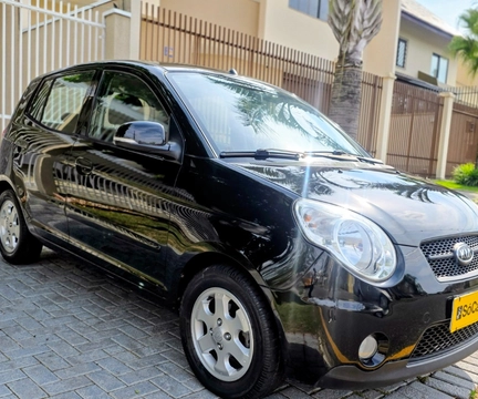 Kia Picanto 2010 Preto — foto 1 de 3