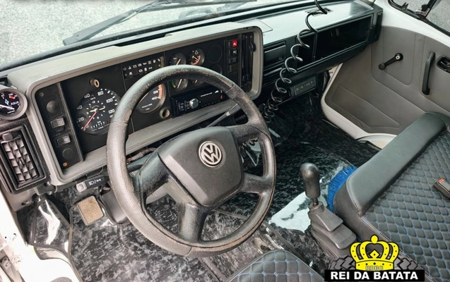 imagem-https://www.socarrao.com.br/sc-vehicle-images-prod/3502667/1787941258216-OC5qcGc.jpg