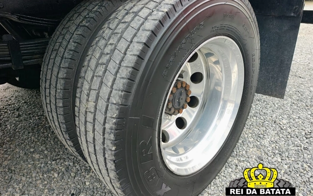 imagem-https://www.socarrao.com.br/sc-vehicle-images-prod/3502667/1787941259603-MTcuanBn.jpg