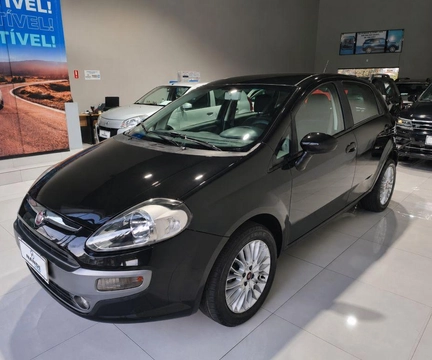 Fiat Punto 2015 Preto — foto 1 de 3