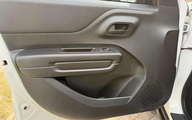 imagem-https://www.socarrao.com.br/sc-vehicle-images-prod/3502760/1789065667003-8428014_9_B_2c14cd61cc.jpeg