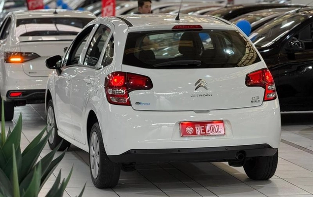 imagem-https://www.socarrao.com.br/sc-vehicle-images-prod/3502867/1789049716646-8424247_17_B_9116478d9b.jpeg