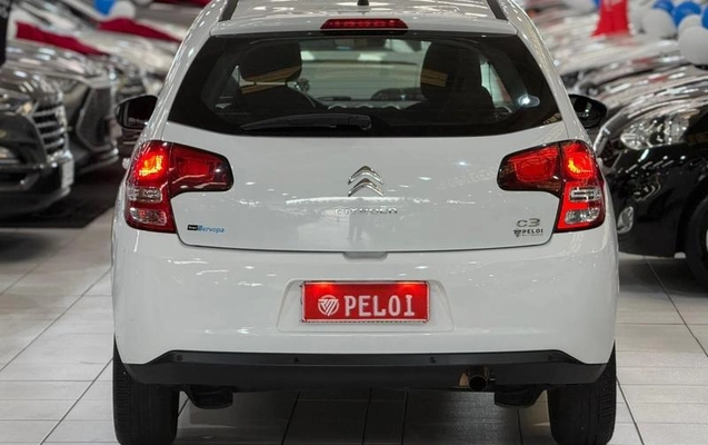 imagem-https://www.socarrao.com.br/sc-vehicle-images-prod/3502867/1789049716648-8424247_17_B_aba9735cca.jpeg