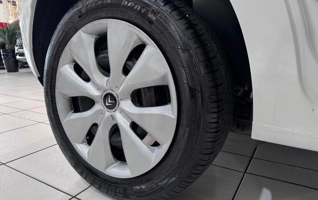 imagem-https://www.socarrao.com.br/sc-vehicle-images-prod/3502867/1789049716670-8424247_7_B_a11410cf3b.jpeg