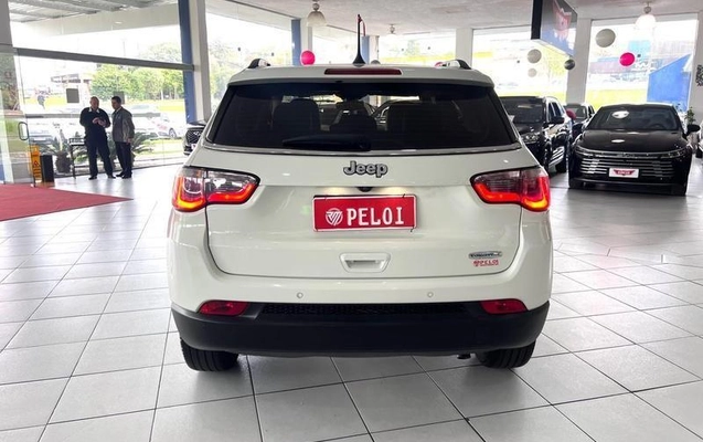 imagem-https://www.socarrao.com.br/sc-vehicle-images-prod/3502902/1789333112330-8416834_17_B_3ab37332ba.jpeg