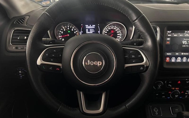 imagem-https://www.socarrao.com.br/sc-vehicle-images-prod/3502902/1789333112331-8416834_0_B_12858a1e59.jpeg