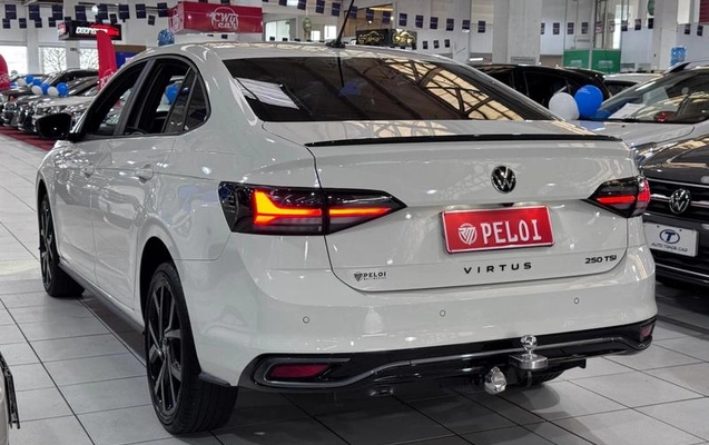 imagem-https://www.socarrao.com.br/sc-vehicle-images-prod/3502987/1788966998766-8424213_9_B_32f6ad416c.jpeg