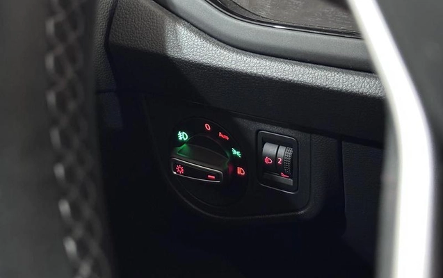 imagem-https://www.socarrao.com.br/sc-vehicle-images-prod/3502987/1788966998781-8424213_13_B_c53fdf26ef.jpeg