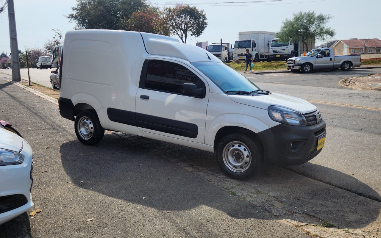 imagem-https://www.socarrao.com.br/sc-vehicle-images-prod/3503072/1788007995161-MjAyNjA4MjlfMDk0MTM4LmpwZw.jpg