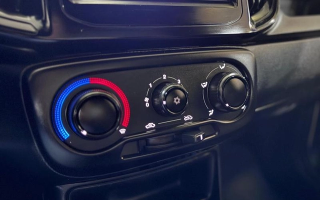 imagem-https://www.socarrao.com.br/sc-vehicle-images-prod/3503103/1788621467357-8416862_1_B_83f7980e96.jpeg