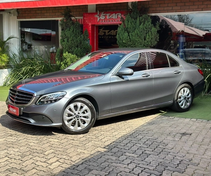 Mercedes-Benz C-180 2019 Cinza — foto 1 de 3