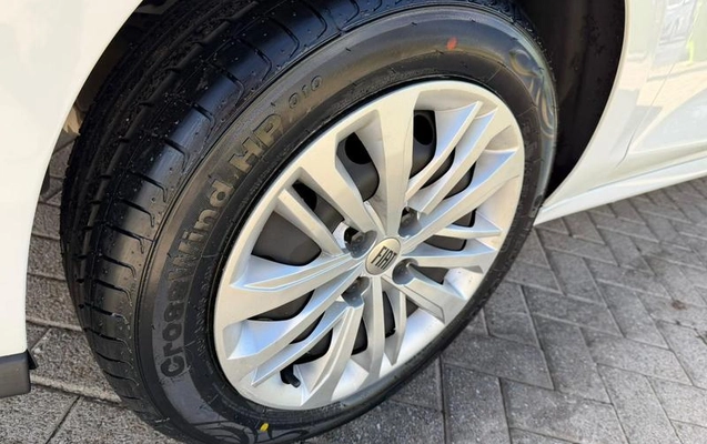 imagem-https://www.socarrao.com.br/sc-vehicle-images-prod/3503379/1789065574791-8203003_15_B_d2f93cd168.jpeg