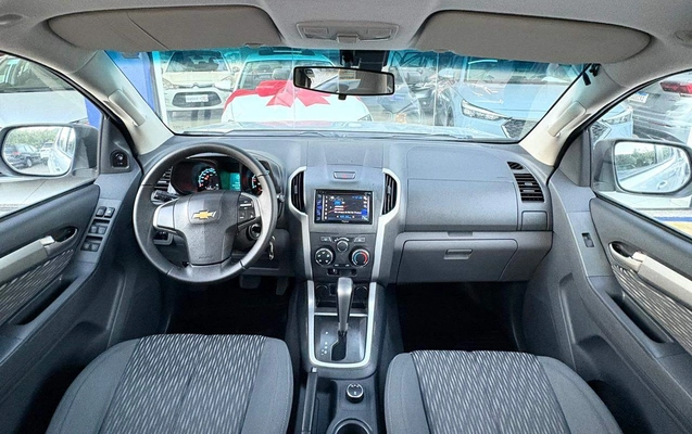 imagem-https://www.socarrao.com.br/sc-vehicle-images-prod/3503434/1787943255858-03450a1270994897850c0ead3027714b_1787941799975.jpg