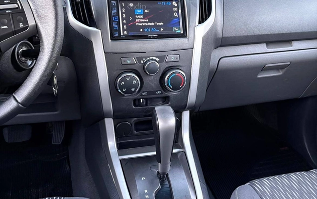 imagem-https://www.socarrao.com.br/sc-vehicle-images-prod/3503434/1787943255860-4b63c785e1f643e7a70d9c472c40f2b3_1787941799982.jpg