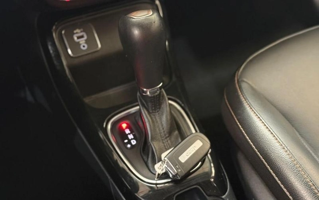 imagem-https://www.socarrao.com.br/sc-vehicle-images-prod/3503435/1789486162757-8424233_9_B_21b210641c.jpeg
