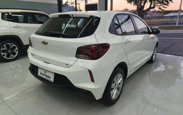 imagem-https://www.socarrao.com.br/sc-vehicle-images-prod/3503447/1787943325434-1220352.jpg