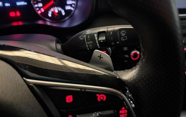 imagem-https://www.socarrao.com.br/sc-vehicle-images-prod/3503486/1789227674917-8424134_11_B_cd37859c36.jpeg