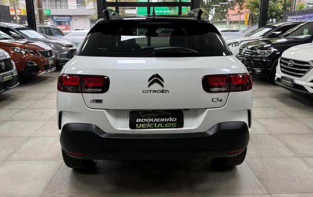 imagem-https://www.socarrao.com.br/sc-vehicle-images-prod/3503592/1791205134953-8365490_4_B_e49d0803fe.jpeg