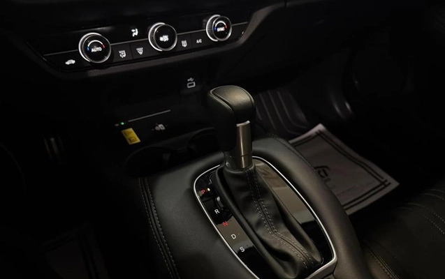 imagem-https://www.socarrao.com.br/sc-vehicle-images-prod/3503866/1789227658005-8427083_3_B_e790c6a846.jpeg