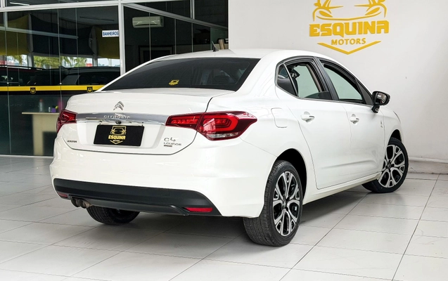 imagem-https://www.socarrao.com.br/sc-vehicle-images-prod/3503879/1787944208964-39917be00de4457fb86d0d911379a320_1787944179025.jpg