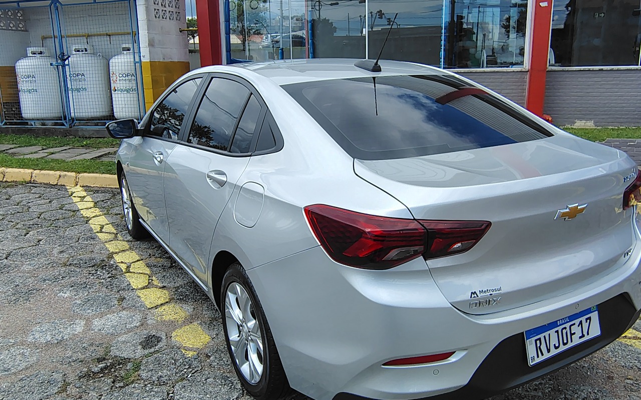 imagem-https://www.socarrao.com.br/sc-vehicle-images-prod/3503883/1787944693552-SU1HXzIwMjYwMTMwXzE0MDAyNDk5Ml9IRFIuanBn.jpg