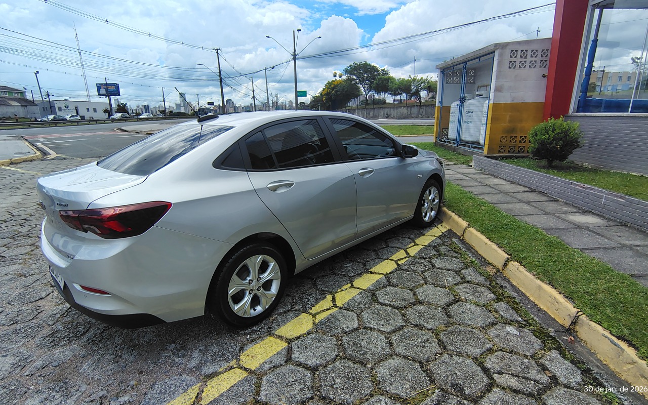 imagem-https://www.socarrao.com.br/sc-vehicle-images-prod/3503883/1787944694457-SU1HXzIwMjYwMTMwXzE0MDAxMjAzNV9IRFIuanBn.jpg