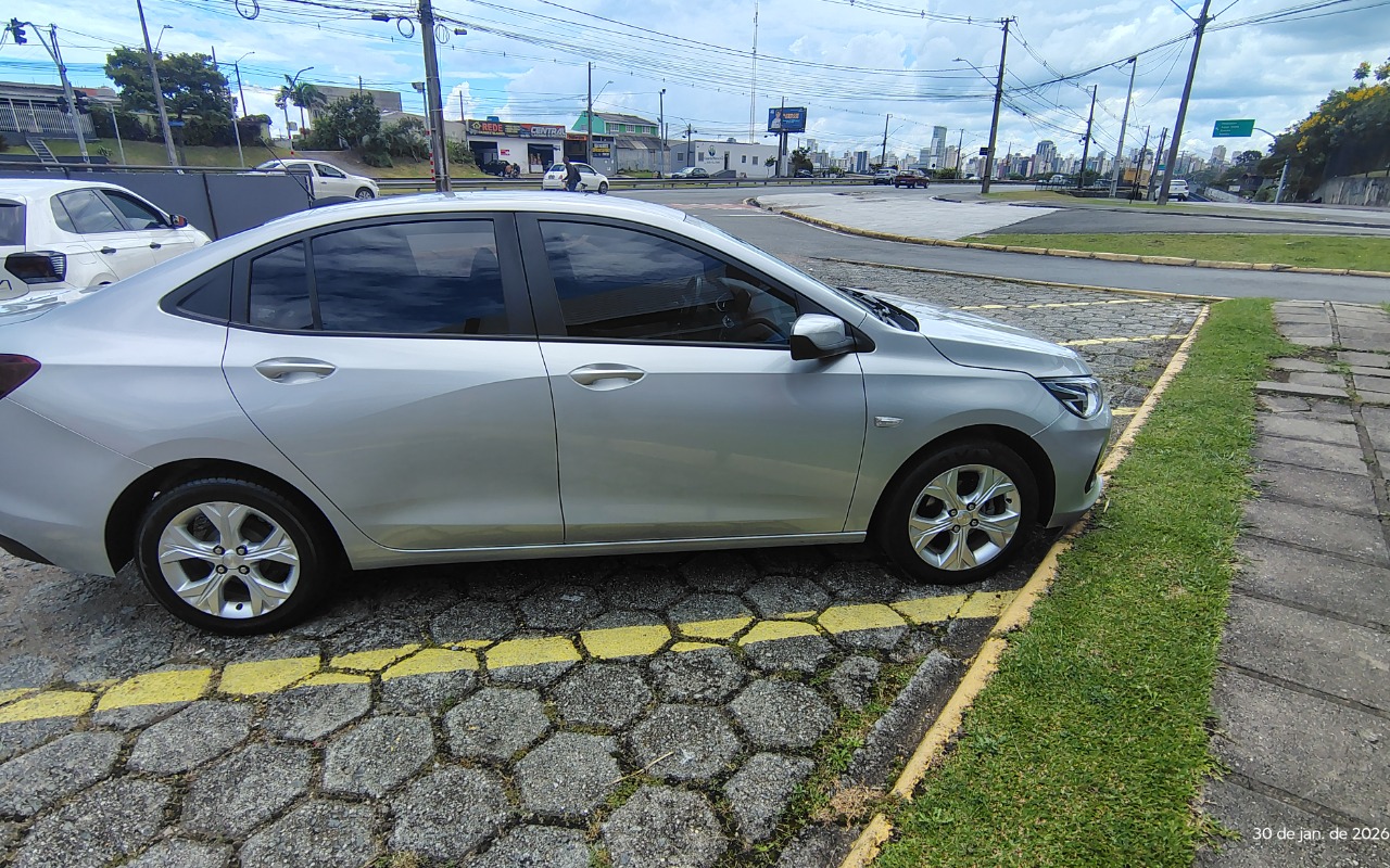 imagem-https://www.socarrao.com.br/sc-vehicle-images-prod/3503883/1787944694804-SU1HXzIwMjYwMTMwXzE0MDAwMTEwNV9IRFIuanBn.jpg
