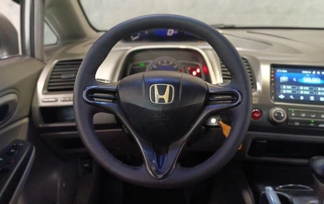 imagem-https://www.socarrao.com.br/sc-vehicle-images-prod/3503898/1789253970495-8078786_20_B_9b7face97d.jpeg