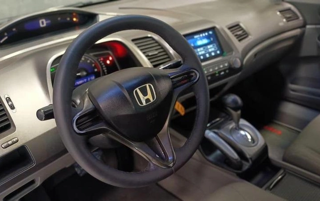 imagem-https://www.socarrao.com.br/sc-vehicle-images-prod/3503898/1789253970497-8078786_17_B_cffccefe80.jpeg
