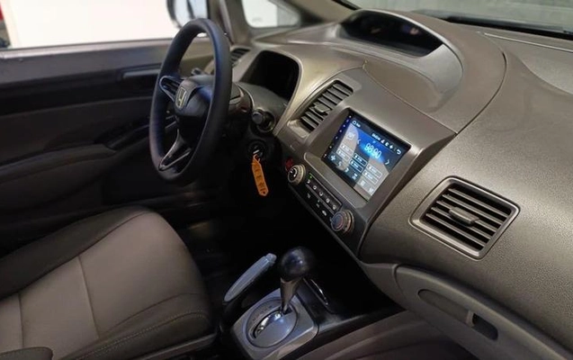 imagem-https://www.socarrao.com.br/sc-vehicle-images-prod/3503898/1789253970504-8078786_20_B_cfe1a632be.jpeg