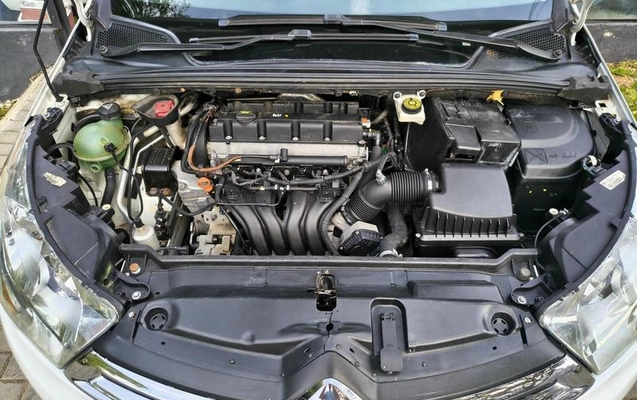 imagem-https://www.socarrao.com.br/sc-vehicle-images-prod/3503906/1787947468787-8424477_17_B_4b1bc75b9b.jpeg