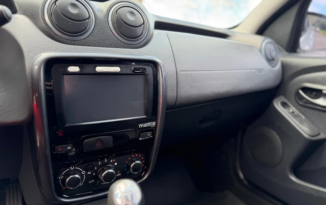 imagem-https://www.socarrao.com.br/sc-vehicle-images-prod/3503924/1787944612058-1f3a82a3-32dc-4ff8-b2be-1d0102002ef9.jpg
