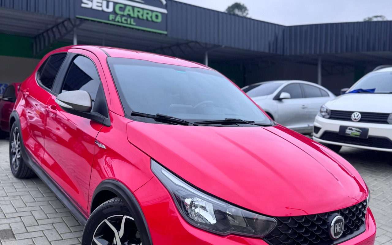Fiat Argo 2018 Vermelho — foto 1 de 3