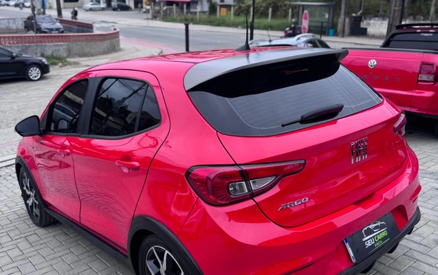 imagem-https://www.socarrao.com.br/sc-vehicle-images-prod/3503929/1787944645551-SU1HLTIwMjYwODI4LVdBMDAzNC5qcGc.jpg