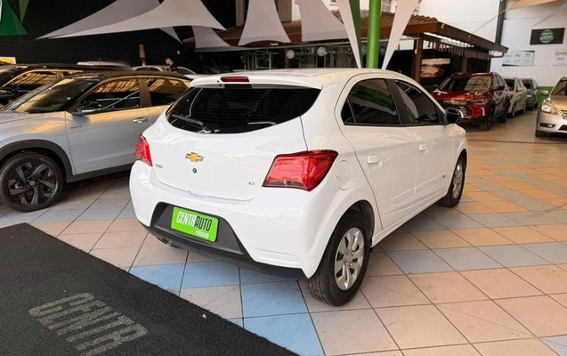 imagem-https://www.socarrao.com.br/sc-vehicle-images-prod/3504055/1789670079428-8386793_6_B_5b7155cee5.jpeg