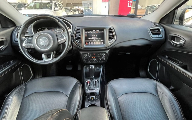 imagem-https://www.socarrao.com.br/sc-vehicle-images-prod/3504108/1787944888144-21.jpg