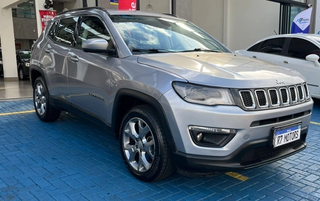 imagem-https://www.socarrao.com.br/sc-vehicle-images-prod/3504108/1787944888150-9.jpg