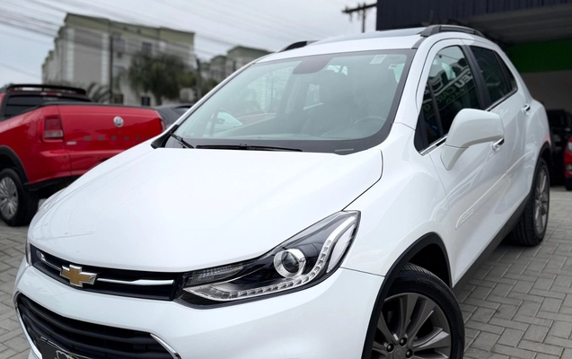 imagem-https://www.socarrao.com.br/sc-vehicle-images-prod/3504167/1787944950759-SU1HLTIwMjYwODI4LVdBMDA4OC5qcGc.jpg