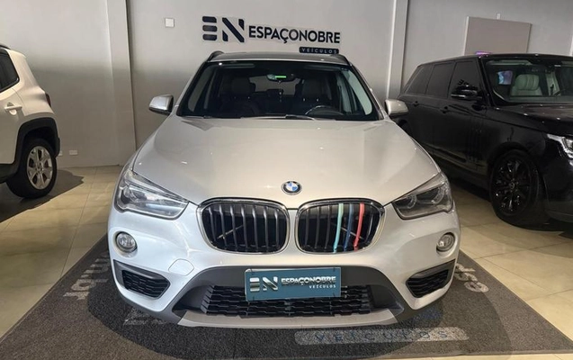 imagem-https://www.socarrao.com.br/sc-vehicle-images-prod/3504219/1789224198881-8427732_1_B_dedfec9b85.jpeg