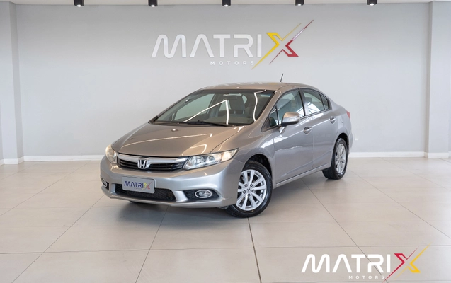 imagem-https://www.socarrao.com.br/sc-vehicle-images-prod/3504229/1787945446270-003_569525-e804284bd5e6766e8de8a5741041eb64.jpg