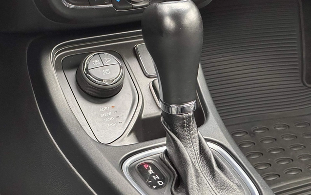 imagem-https://www.socarrao.com.br/sc-vehicle-images-prod/3504233/1787945498972-696c8f2464194d1ab83b092cef0ecf32_1787945327112.jpg