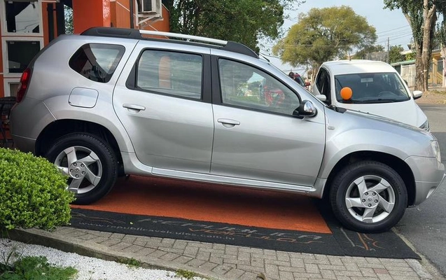 imagem-https://www.socarrao.com.br/sc-vehicle-images-prod/3504246/1789395252107-8413177_16_B_4888a5b4e4.jpeg
