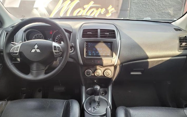 imagem-https://www.socarrao.com.br/sc-vehicle-images-prod/3504258/1790949261629-8428600_15_B_1d57adbff7.jpeg