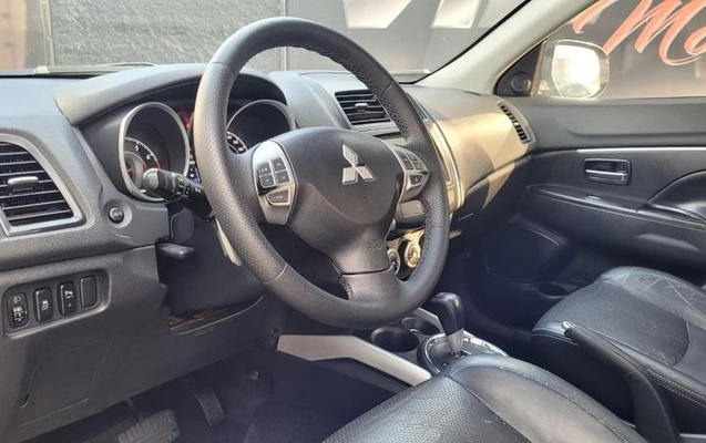 imagem-https://www.socarrao.com.br/sc-vehicle-images-prod/3504258/1790949261631-8428600_6_B_748d7b3c18.jpeg
