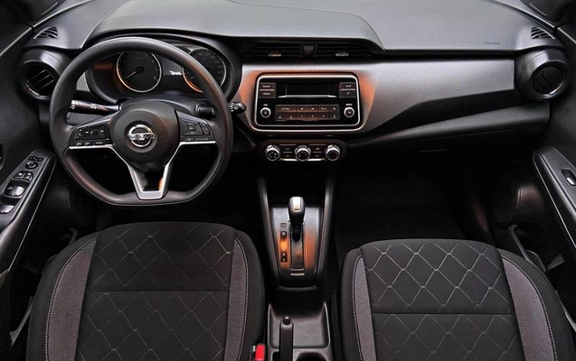 imagem-https://www.socarrao.com.br/sc-vehicle-images-prod/3504421/1789160051661-8420003_6_B_a79e642493.jpeg
