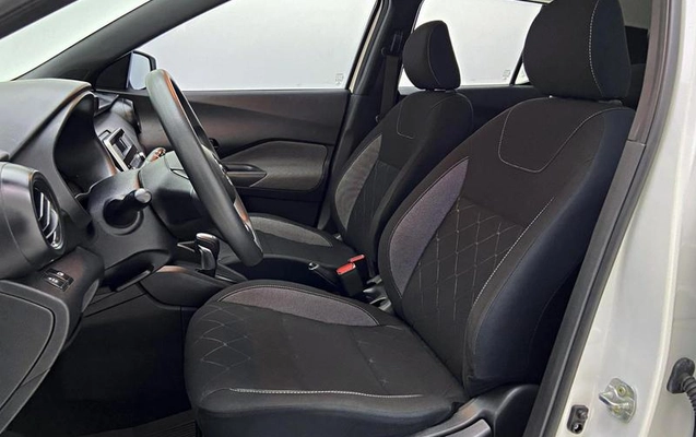 imagem-https://www.socarrao.com.br/sc-vehicle-images-prod/3504421/1789160051662-8420003_10_B_c6e73b296f.jpeg