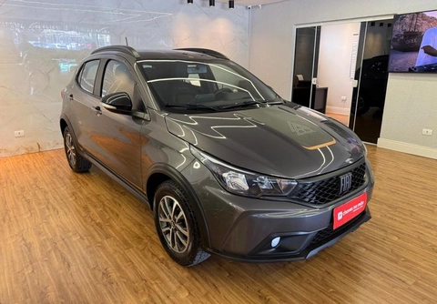 Fiat Argo TREKKING 1.3 8V Flex 2023 Prata — foto 1 de 3