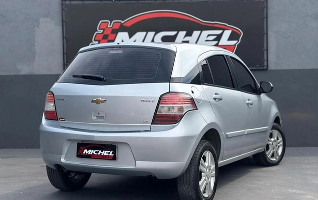 imagem-https://www.socarrao.com.br/sc-vehicle-images-prod/3504663/1790197491139-8346668_23_B_016cdb15b2.jpeg