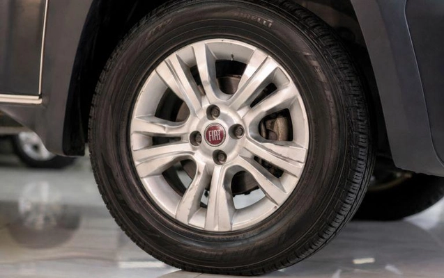 imagem-https://www.socarrao.com.br/sc-vehicle-images-prod/3504725/1787946325660-1235799.jpg