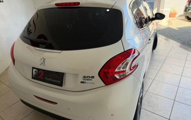 imagem-https://www.socarrao.com.br/sc-vehicle-images-prod/3504763/1787946401186-7uTH5uKHr1aslvbkWAMsWm2CGpFKRLPr.jpg